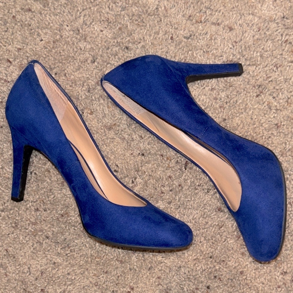 Kelly & Katie Blue Heels